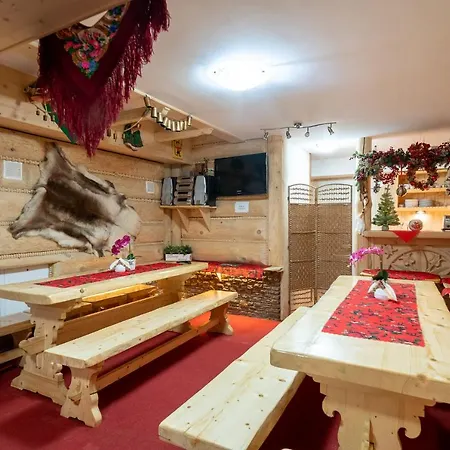 Z Widokiem Na Tatry Cztery Pory Roku Kościelisko