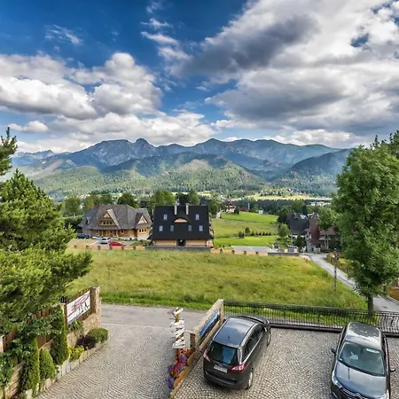 Z Widokiem Na Tatry Cztery Pory Roku *